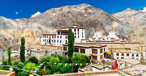 Lamayuru Monastery Leh-Ladakh In Hindi : लामायुरू मठ लद्दाख
